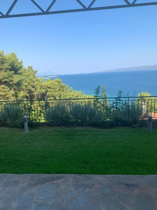 Amfiteatrico Sea View - Kalamos Attiki Apartment Markopoulon Oropou Exterior photo